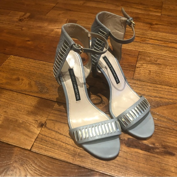French connection studded high heel sandals size 7 grey/silver grommet details - Picture 15 of 15
